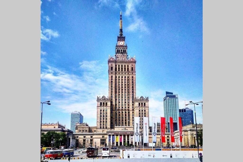 W Samym Centrum Na Grzybowskiej Varsavia Esterno foto