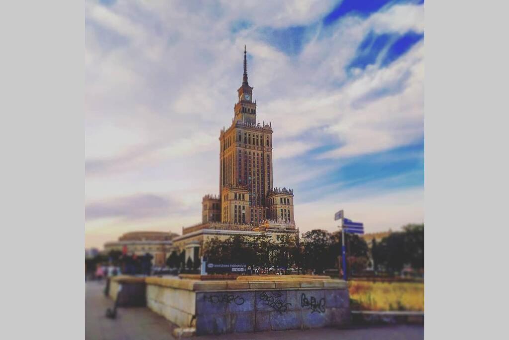 W Samym Centrum Na Grzybowskiej Varsavia Esterno foto