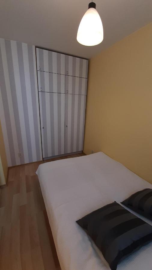 W Samym Centrum Na Grzybowskiej Varsavia Esterno foto